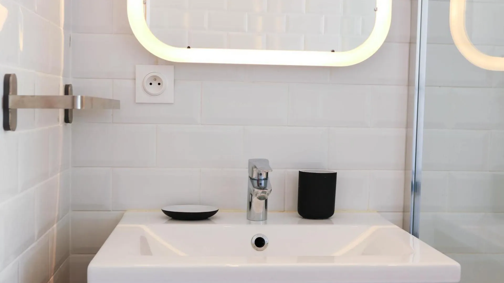 Bel Appartement Moderne A Villeurbanne Apartamento